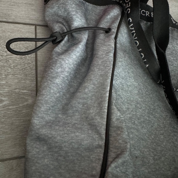 VICTORIAS SECRET TOTE BAG - Picture 3 of 7